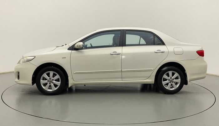 2011 Toyota Corolla Altis G PETROL, Petrol, Manual, 1,03,490 km, Left Side