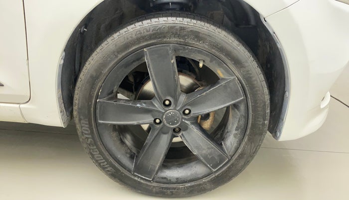 2015 Hyundai Elite i20 ASTA 1.2, Petrol, Manual, 80,101 km, Right Front Wheel