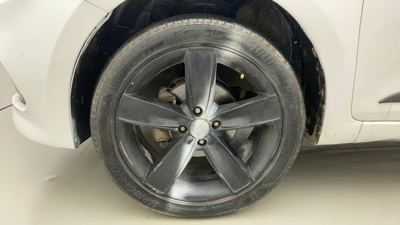 2015 Hyundai Elite i20 ASTA 1.2, Petrol, Manual, 80,101 km, Left Front Wheel