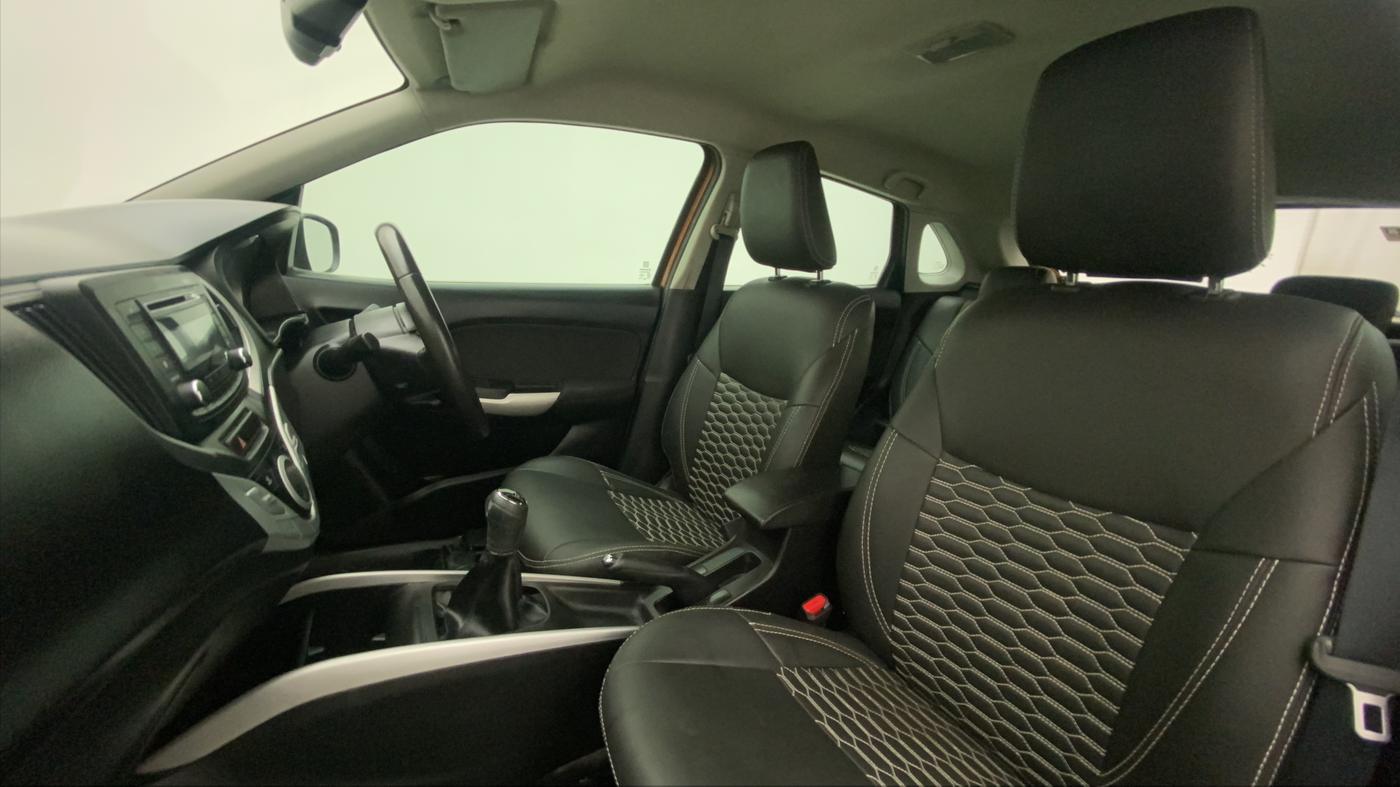 2017 Maruti Baleno ZETA DIESEL 1.3, Diesel, Manual, 34,450 km, Right Side Front Door Cabin