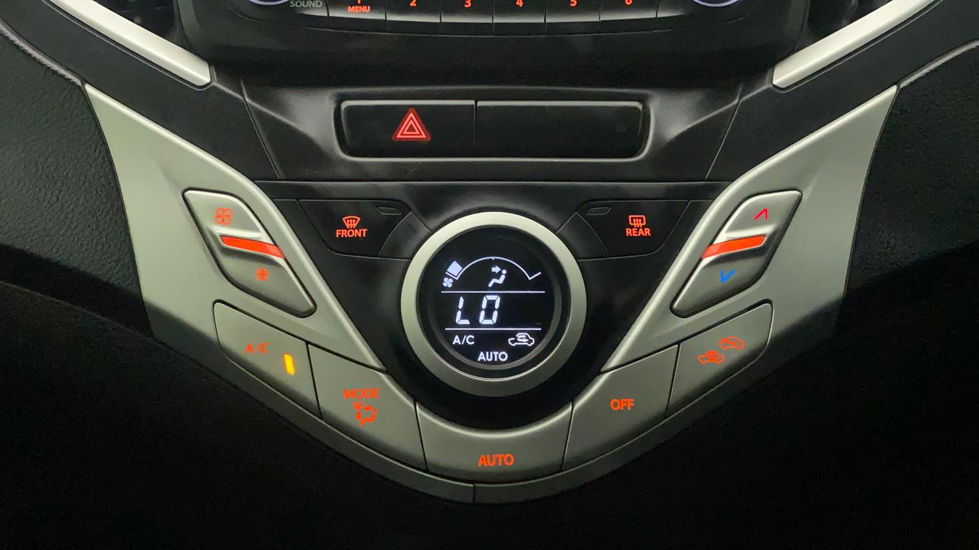 2017 Maruti Baleno ZETA DIESEL 1.3, Diesel, Manual, 34,450 km, Automatic Climate Control