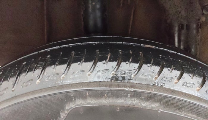 2022 Renault TRIBER RXZ, Petrol, Manual, 36,435 km, Right Rear Tyre Tread