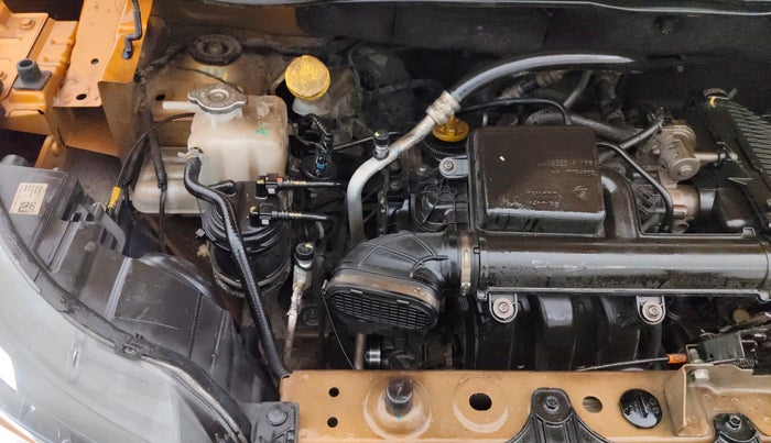 2022 Renault TRIBER RXZ, Petrol, Manual, 36,435 km, Engine View - Right