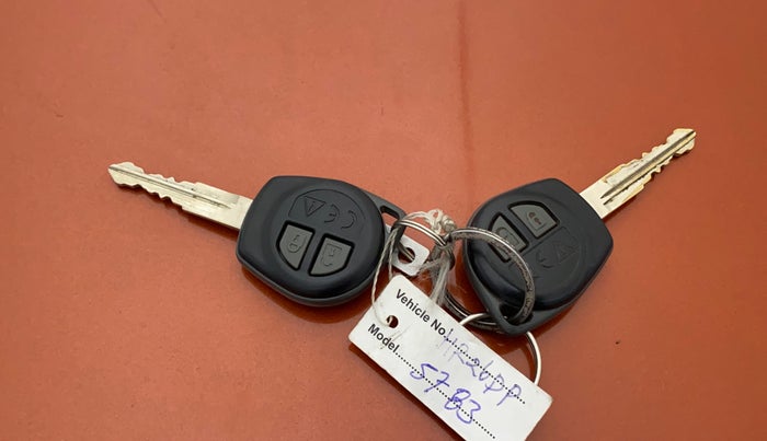 2018 Maruti IGNIS DELTA 1.2, Petrol, Manual, 33,573 km, Key Close Up