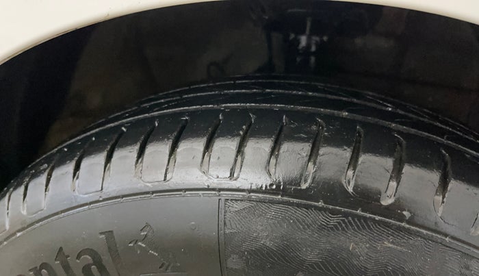 2022 Hyundai NEW SANTRO SPORTZ EXECUTIVE MT CNG, CNG, Manual, 45,702 km, Right Front Tyre Tread