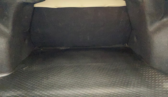 2018 Maruti Ciaz ZETA 1.4  AT PETROL, Petrol, Automatic, 47,266 km, Boot Inside