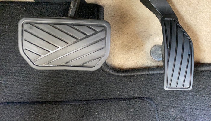 2018 Maruti Ciaz ZETA 1.4  AT PETROL, Petrol, Automatic, 47,266 km, Pedals