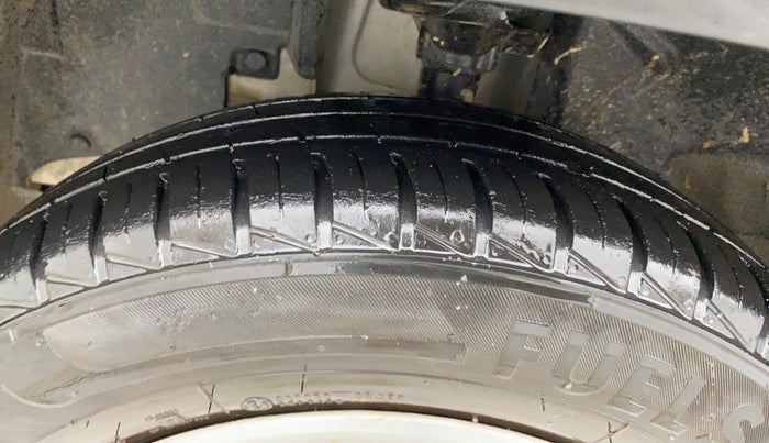 2022 Renault Kwid RXT 1.0 (O), Petrol, Manual, 33,622 km, Left Front Tyre Tread