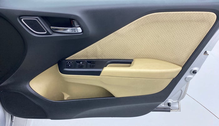 2017 Honda City V MT DIESEL, Diesel, Manual, 50,578 km, Driver Side Door Panels Control