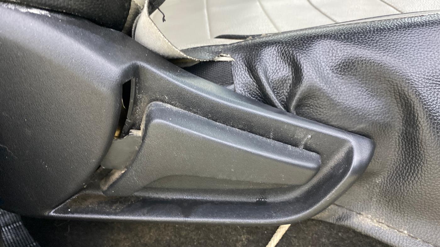 2020 Maruti S PRESSO VXI+, Petrol, Manual, 87,397 km, Driver Side Adjustment Panel