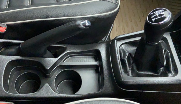 2018 Maruti Vitara Brezza ZDI, Diesel, Manual, 27,182 km, Gear Lever