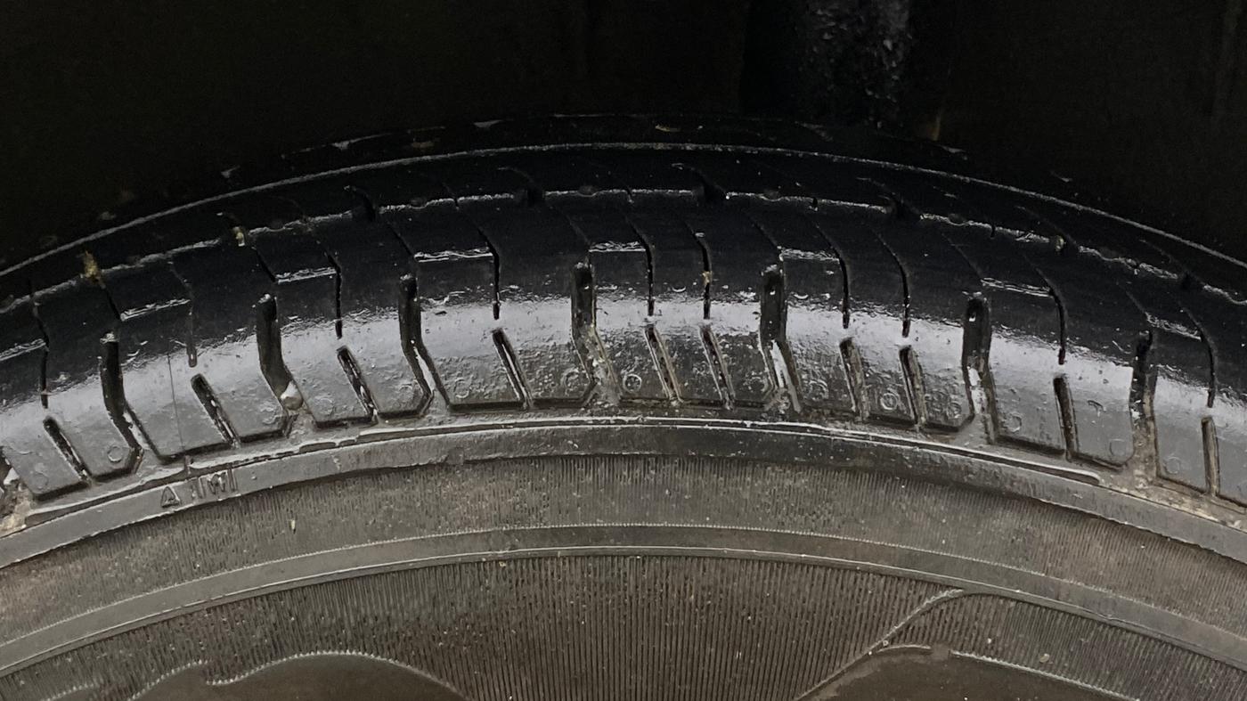 2016 Renault Kwid RXT 0.8, Petrol, Manual, 93,092 km, Left Rear Tyre Tread