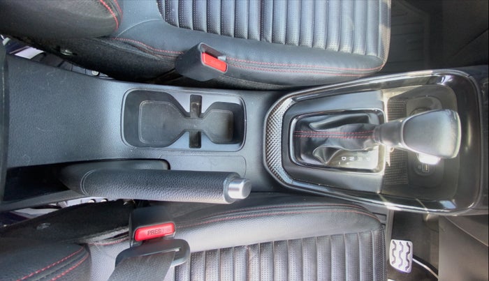 2020 KIA SONET GTX PLUS 1.0 DCT, Petrol, Automatic, 1,35,170 km, Gear Lever