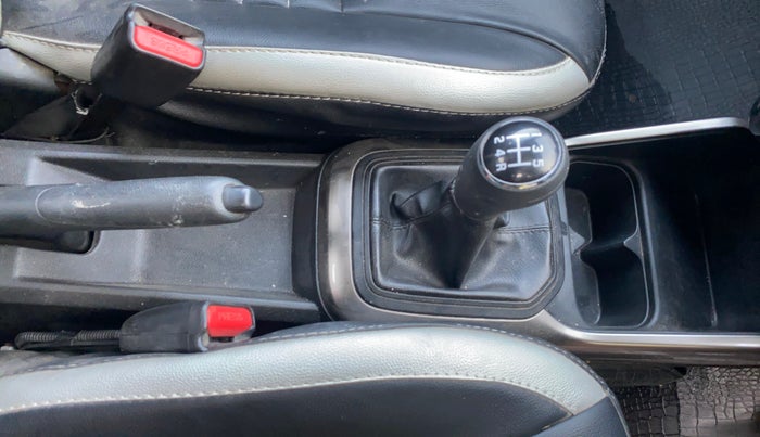 2018 Maruti IGNIS SIGMA 1.2, Petrol, Manual, 57,597 km, Gear Lever