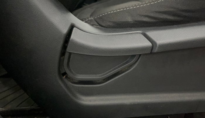 2020 Hyundai VENUE S 1.0 TURBO MT, Petrol, Manual, 97,125 km, Driver Side Adjustment Panel