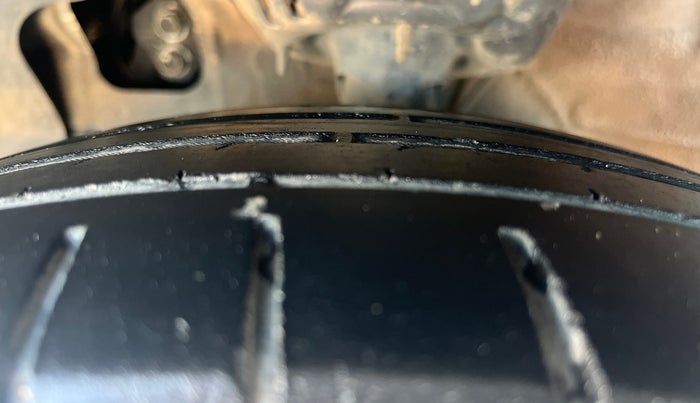 2021 Hyundai GRAND I10 NIOS ASTA 1.2 KAPPA VTVT, Petrol, Manual, 1,37,594 km, Left Front Tyre Tread