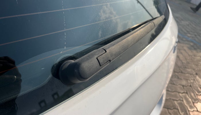 2021 Hyundai GRAND I10 NIOS ASTA 1.2 KAPPA VTVT, Petrol, Manual, 1,37,594 km, Rear Wiper