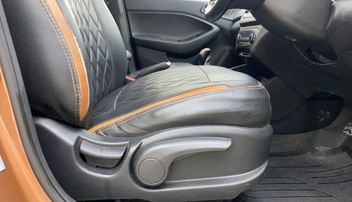 2017 Hyundai i20 Active 1.4 SX, Diesel, Manual, 57,375 km, Driver Side Adjustment Panel