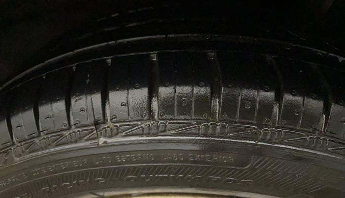 2015 Hyundai Grand i10 ASTA AT 1.2 KAPPA VTVT, Petrol, Automatic, 27,277 km, Left Rear Tyre Tread