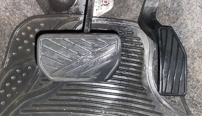 2015 Maruti Celerio VXI AMT, Petrol, Automatic, 82,209 km, Pedals