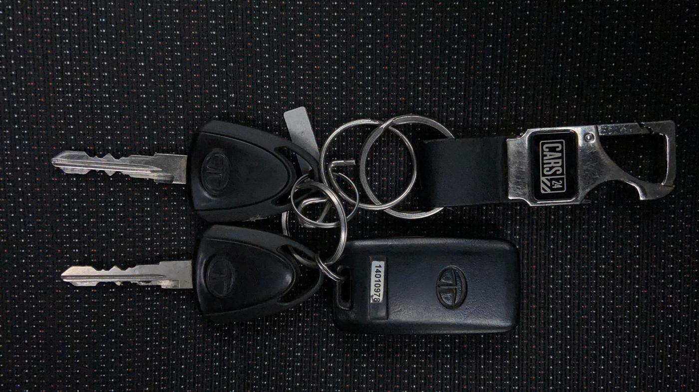2014 Tata Nano XT TWIST, Petrol, Manual, 8,511 km, Key Close-up