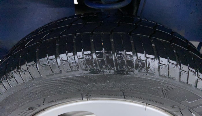 2014 Tata Nano XT TWIST, Petrol, Manual, 8,511 km, Right Rear Tyre Tread
