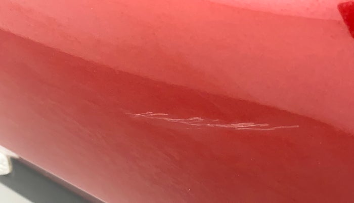 2019 Renault Kwid RXT 1.0 (O), Petrol, Manual, 18,351 km, Right fender - Minor scratches