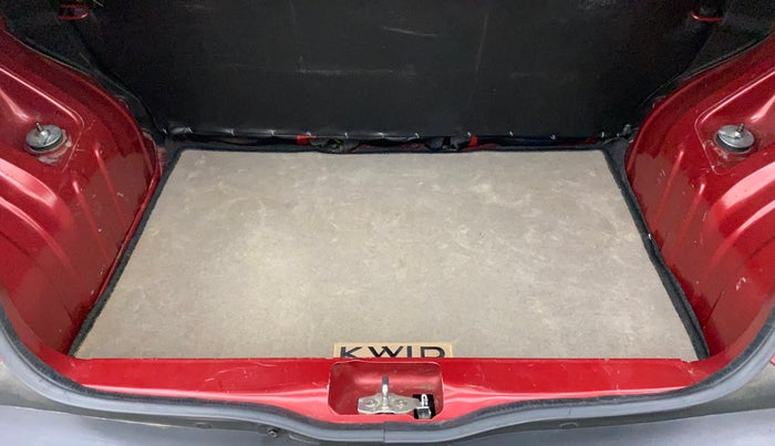 2019 Renault Kwid RXT 1.0 (O), Petrol, Manual, 18,351 km, Boot Inside