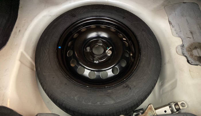 2017 Maruti Swift Dzire VXI, Petrol, Manual, 1,30,667 km, Spare Tyre