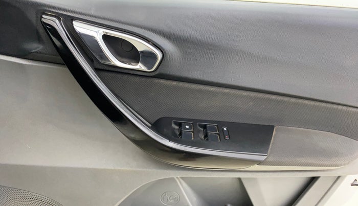 2018 Tata TIGOR XZ (O) DIESEL, Diesel, Manual, 70,038 km, Driver Side Door Panels Control