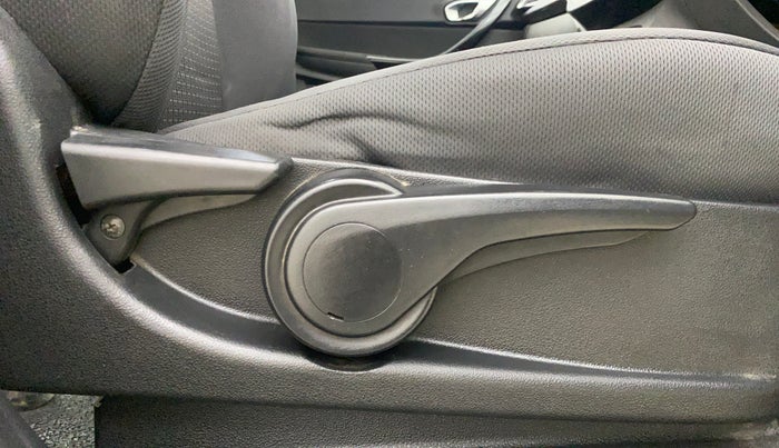 2018 Tata TIGOR XZ (O) DIESEL, Diesel, Manual, 70,038 km, Driver Side Adjustment Panel