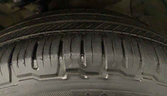 2015 Honda CRV 2.0L I-VTEC 2WD AT, Petrol, Automatic, 60,268 km, Left Front Tyre Tread