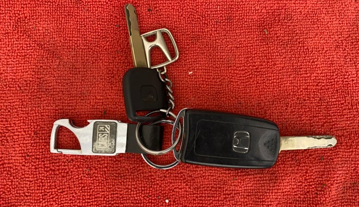 2015 Honda CRV 2.0L I-VTEC 2WD AT, Petrol, Automatic, 60,268 km, Key Close Up