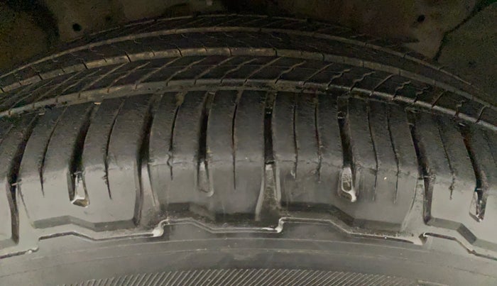 2015 Honda CRV 2.0L I-VTEC 2WD AT, Petrol, Automatic, 60,268 km, Right Front Tyre Tread