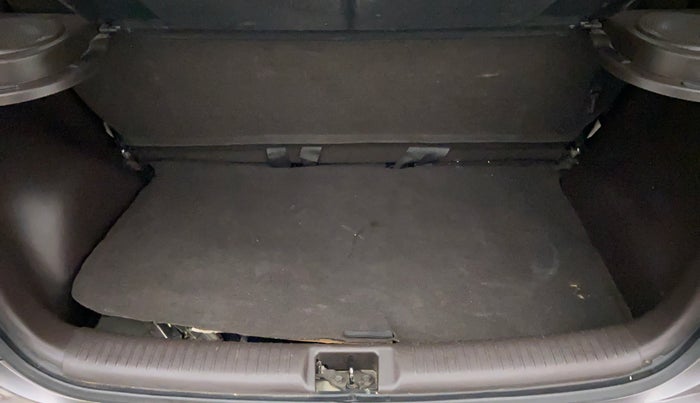 2014 Hyundai Santro Xing GLS, Petrol, Manual, 38,018 km, Boot Inside