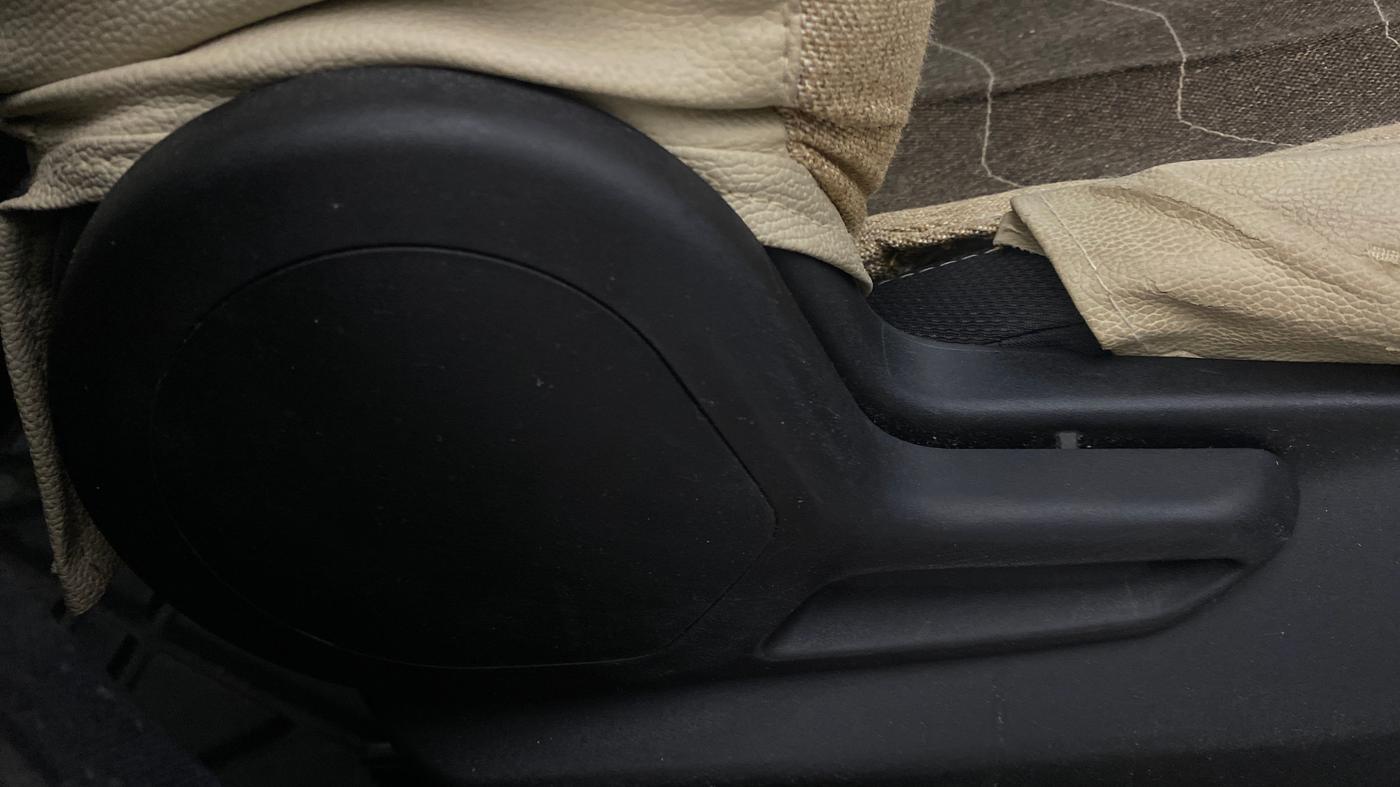 2021 Tata NEXON XMA SUNROOF PETROL, Petrol, Automatic, 50,450 km, Driver Side Adjustment Panel