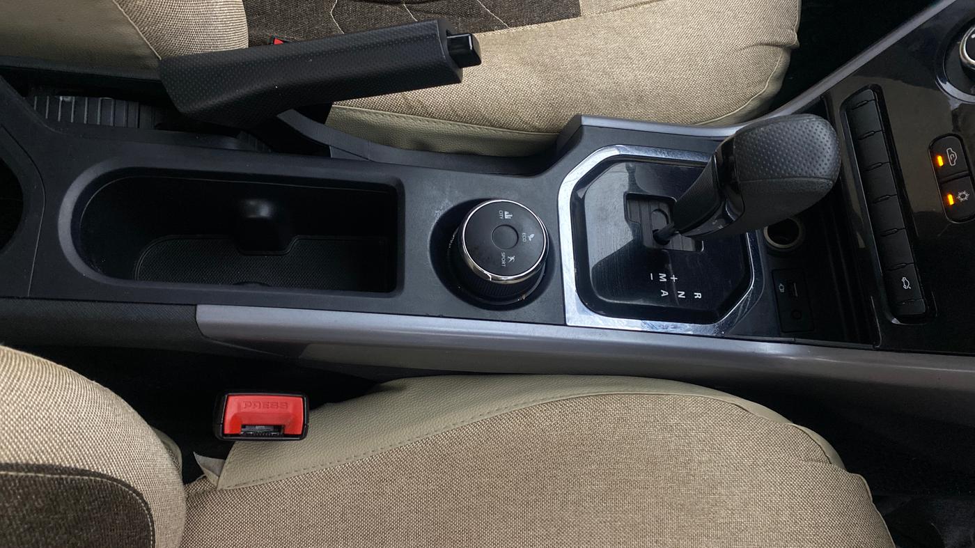 2021 Tata NEXON XMA SUNROOF PETROL, Petrol, Automatic, 50,450 km, Gear Lever