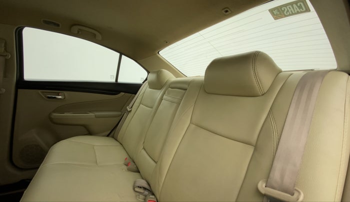 2018 Maruti Ciaz ZETA 1.4  MT PETROL, Petrol, Manual, 64,795 km, Right Side Rear Door Cabin