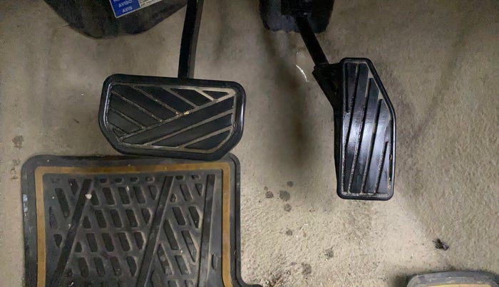 2018 Maruti Dzire VXI AMT, Petrol, Automatic, 44,042 km, Pedals