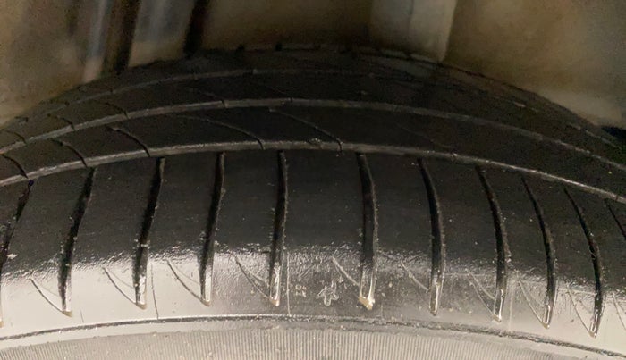 2017 Honda WR-V 1.2L I-VTEC VX MT, Petrol, Manual, 23,758 km, Left Rear Tyre Tread