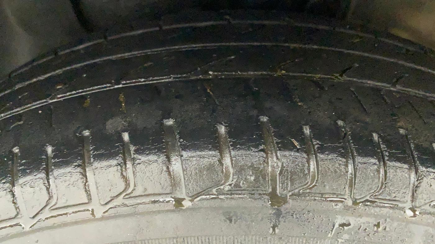 2017 Hyundai Elite i20 SPORTZ 1.2, Petrol, Manual, 43,456 km, Left Front Tyre Tread