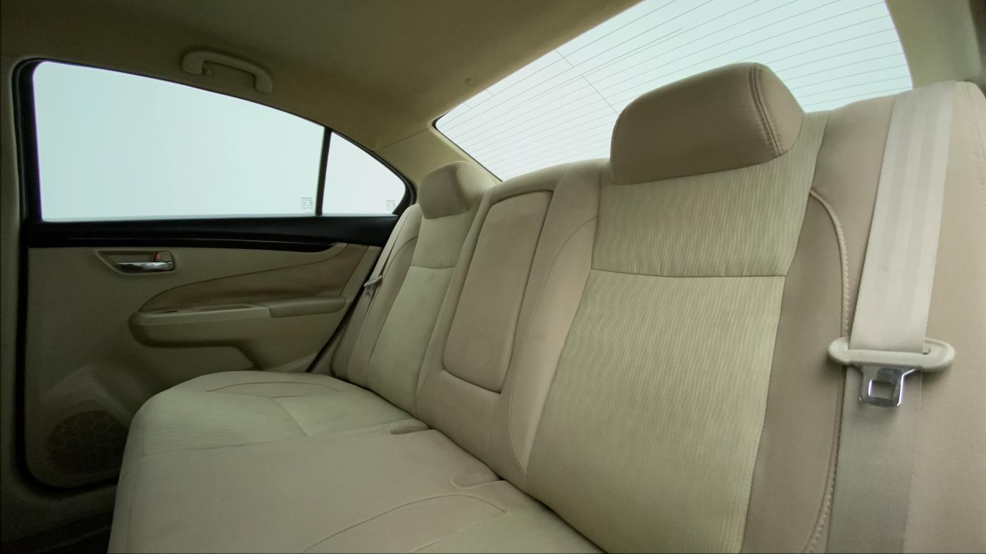 2016 Maruti Ciaz VXI, Petrol, Manual, 69,827 km, Right Side Rear Door Cabin