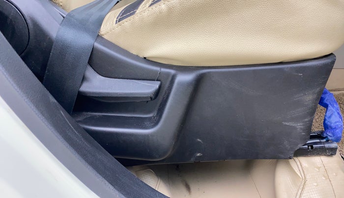 2021 Maruti New Wagon-R VXI 1.0, Petrol, Manual, 9,203 km, Driver Side Adjustment Panel