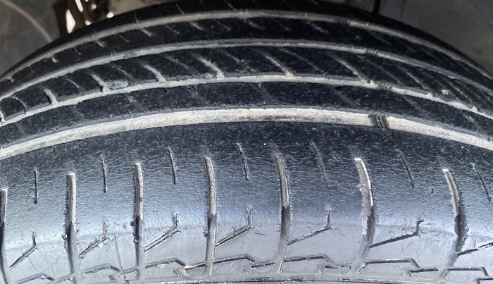 2013 Nissan Terrano XV 85 PS DIESEL, Diesel, Manual, 98,076 km, Left Front Tyre Tread