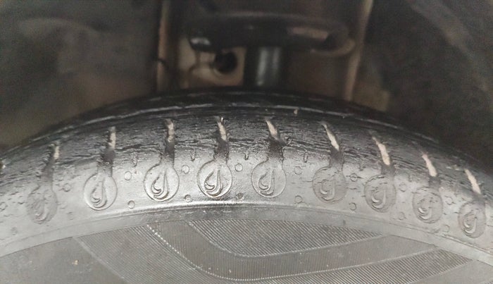 2022 Tata Tiago XT CNG, CNG, Manual, 38,996 km, Left Front Tyre Tread