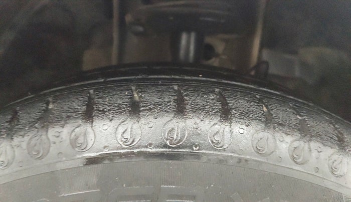 2022 Tata Tiago XT CNG, CNG, Manual, 38,996 km, Right Front Tyre Tread