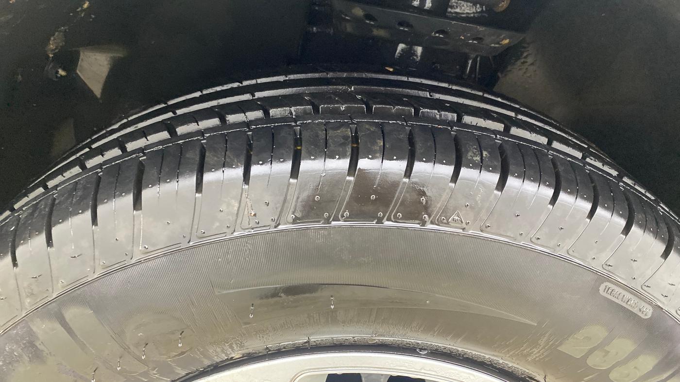 2021 Tata Harrier XMA 2.0L KRYOTEC, Diesel, Automatic, 72,640 km, Left Front Tyre Tread