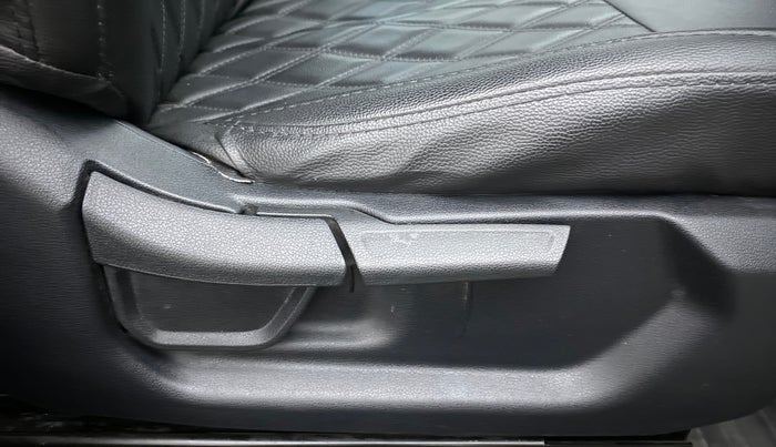 2022 Hyundai Creta EX 1.5 PETROL, Petrol, Manual, 19,131 km, Driver Side Adjustment Panel