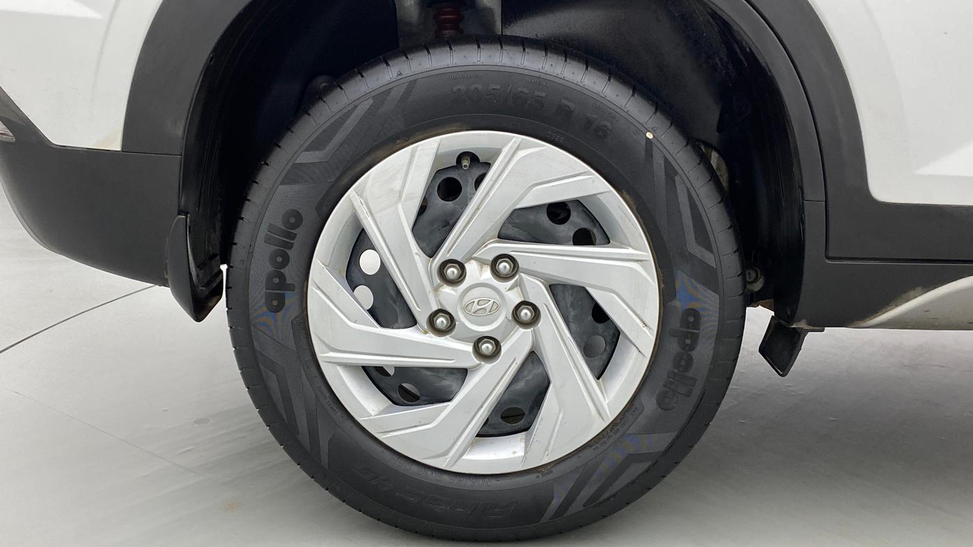 2022 Hyundai Creta EX 1.5 PETROL, Petrol, Manual, 19,131 km, Right Rear Wheel
