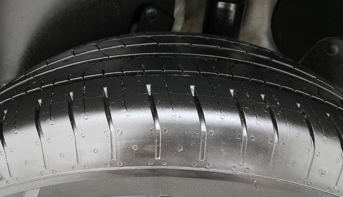 2022 Hyundai Creta EX 1.5 PETROL, Petrol, Manual, 19,131 km, Left Rear Tyre Tread